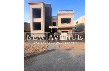 Villa - 6 Bedrooms - 6 Bathrooms for sale in New Giza - Cairo Alexandria Desert Road - 6 October City - Giza