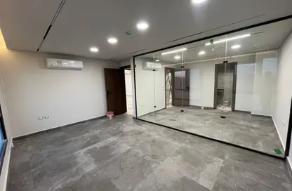 Office Space - Studio - 2 Bathrooms for rent in Maadi - Hay El Maadi - Cairo
