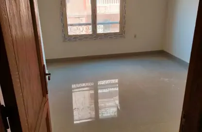 Apartment - 3 Bedrooms - 2 Bathrooms for rent in South Lotus - El Lotus - New Cairo City - Cairo