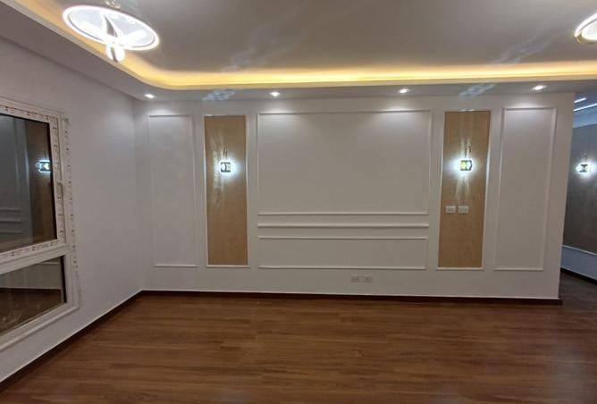 8262931 - Property Image 2