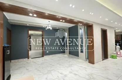 شقة - 3 غرف نوم - 3 حمامات للايجار في ايستاون - كمبوندات التجمع الخامس - التجمع الخامس - مدينة القاهرة الجديدة - القاهرة