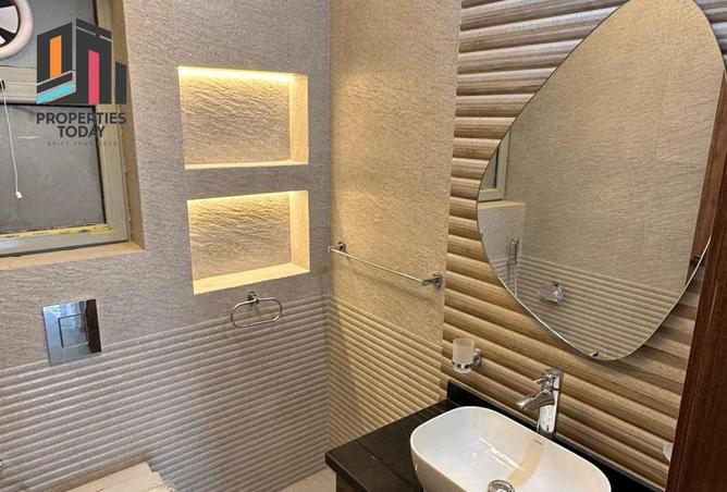 8433587 - Property Main Image