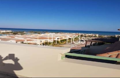 Penthouse - 4 Bedrooms - 4 Bathrooms for sale in La Vista 7 - La Vista - Al Ain Al Sokhna - Suez