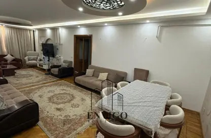 Apartment - 3 Bedrooms - 2 Bathrooms for sale in Makram Ebeid St. - 6th Zone - Nasr City - Cairo