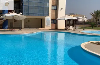 شقة - 3 غرف نوم - 2 حمامات للبيع في شارع الجزيرة - المستثمرين الجنوبية - مدينة القاهرة الجديدة - القاهرة