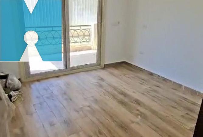 8499101 - Property Image 3