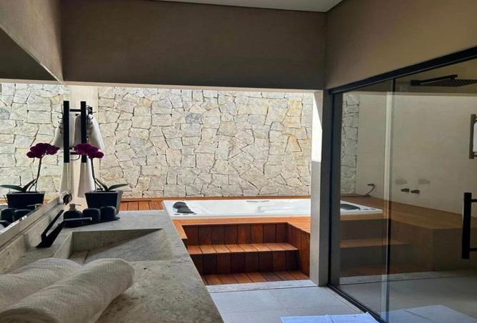 8126243 - Property Image 2