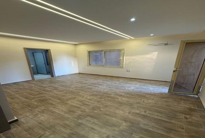 8315654 - Property Image 3