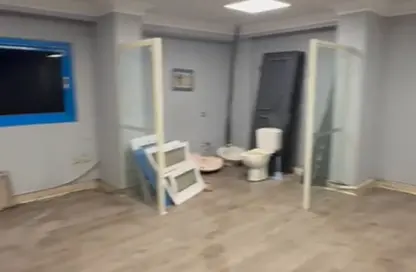 Apartment - 2 Bedrooms - 2 Bathrooms for sale in Ard El Golf - Heliopolis - Masr El Gedida - Cairo