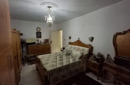 شقة - 3 غرف نوم - 1 حمام للبيع في شارع احمد فخري - المنطقة السادسة - مدينة نصر - القاهرة