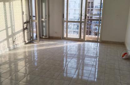 Apartment - 3 Bedrooms - 2 Bathrooms for rent in El Rehab Extension - Al Rehab - New Cairo City - Cairo