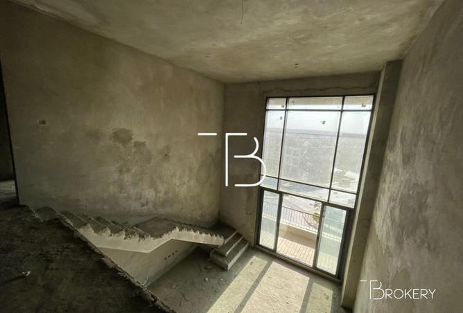 8068142 - Property Image 3