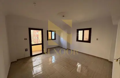 Apartment - 2 Bedrooms - 1 Bathroom for rent in Al Hay Al Thalith St. - 3rd District - 6 October City - Giza