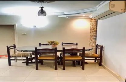 Apartment - 2 Bedrooms - 1 Bathroom for rent in Ahmed Orabi St. - Mohandessin - Giza