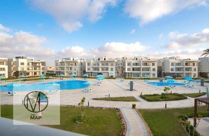 Chalet - 3 Bedrooms - 2 Bathrooms for sale in Sea View - Ras Al Hekma - North Coast