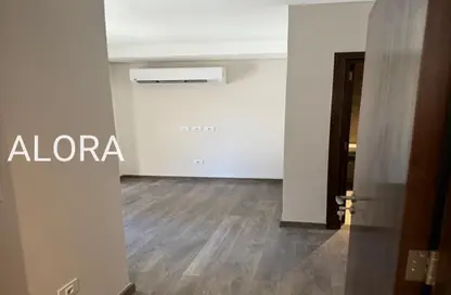 Apartment - 2 Bedrooms - 2 Bathrooms for sale in Park Side Residence - Zed Towers - Sheikh Zayed Compounds - Sheikh Zayed City - Giza