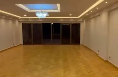 Apartment - 3 Bedrooms - 3 Bathrooms for sale in Al Tahrir St. - Dokki - Giza Apartment - 3 Bedrooms - 3 Bathrooms for sale in Al Tahrir St. - Dokki - Giza