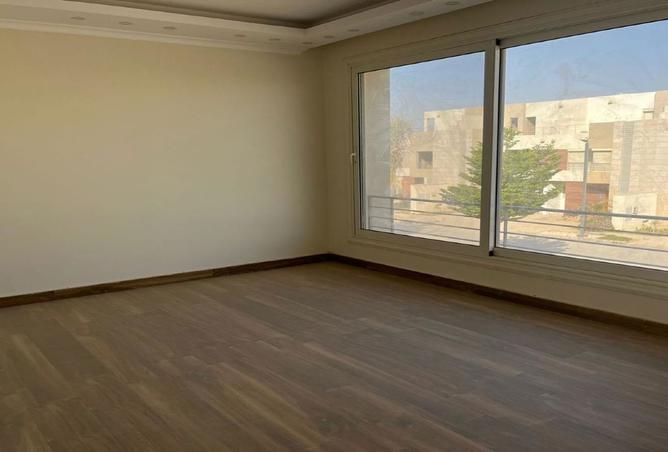 8047466 - Property Image 3
