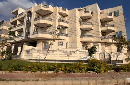شقة - 3 غرف نوم - 3 حمامات للبيع في المجاورة الثالثة - الحي الثالث غرب - مدينة الشروق - القاهرة