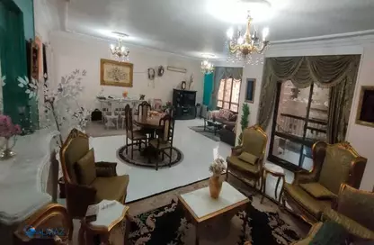 Apartment - 3 Bedrooms - 3 Bathrooms for sale in Zahraa Madinet Nasr School St. - 10th District - Nasr City - Cairo