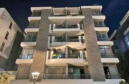 Apartment - 3 Bedrooms - 2 Bathrooms for sale in Taj City - 5th Settlement Compounds - The 5th Settlement - New Cairo City - Cairo