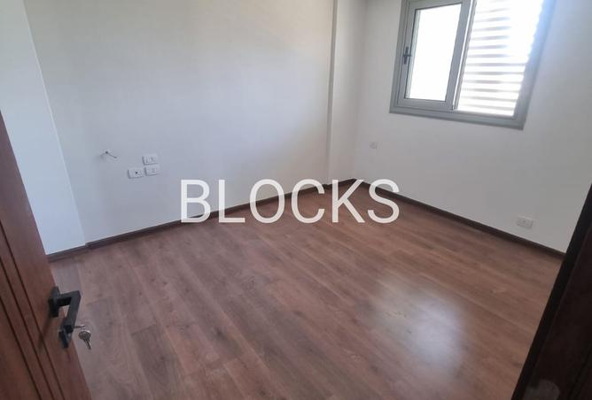 8020851 - Property Image 2