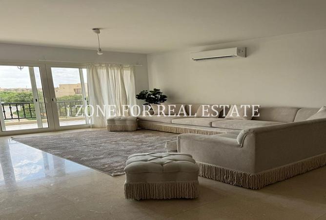 8221343 - Property Image 2