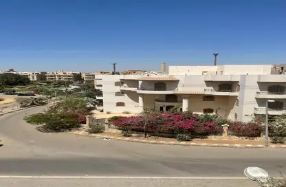 Apartment - 2 Bedrooms - 2 Bathrooms for sale in District 5 - 5th Settlement Compounds - The 5th Settlement - New Cairo City - Cairo
