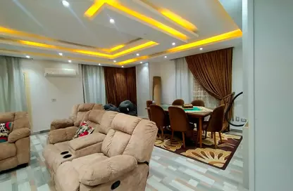Apartment - 2 Bedrooms - 3 Bathrooms for rent in Al Batal Ahmed Abd El Aziz St. - Mohandessin - Giza