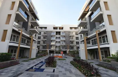 Apartment - 3 Bedrooms - 3 Bathrooms for sale in Mountain View iCity - 5th Settlement Compounds - The 5th Settlement - New Cairo City - Cairo