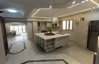 Apartment - 3 Bedrooms - 3 Bathrooms for sale in Al Orouba St. - Almazah - Heliopolis - Masr El Gedida - Cairo