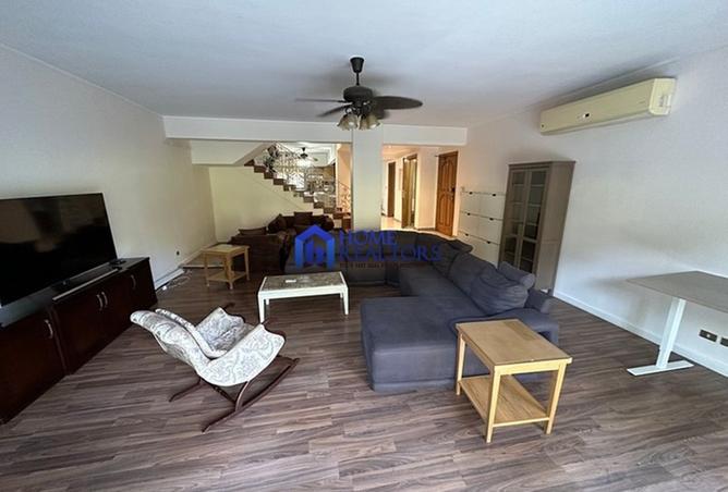 8092221 - Property Image 2