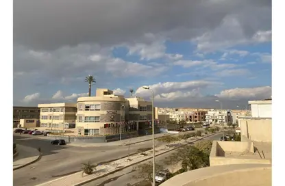شقة - 3 غرف نوم - 3 حمامات للبيع في شارع البستان - الحي التاسع - الشيخ زايد - الجيزة