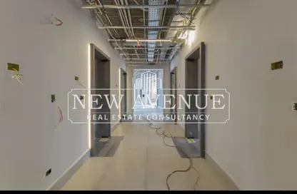 Retail - Studio - 2 Bathrooms for rent in Mohamed Naguib Axis - Abou El Houl - New Cairo City - Cairo