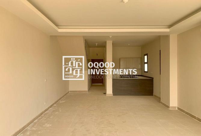 8422593 - Property Image 3