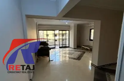 شقة - 3 غرف نوم - 2 حمامات للبيع في شارع مكرم عبيد - المنطقة السادسة - مدينة نصر - القاهرة