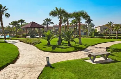 Apartment - 3 Bedrooms - 3 Bathrooms for sale in Swan Lake Residence - 5th Settlement Compounds - The 5th Settlement - New Cairo City - Cairo