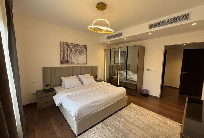 8244488 - Property Image 2