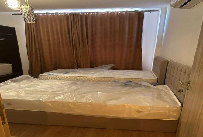8037789 - Property Image 2