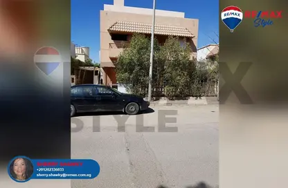 Villa - 4 Bedrooms - 4 Bathrooms for sale in Al Rehab - New Cairo City - Cairo