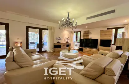 Villa - 5 Bedrooms - 5 Bathrooms for rent in Marassi - Sidi Abdel Rahman - North Coast