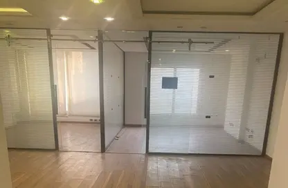 مكتب عمل جماعي - استوديو - 3 حمامات للايجار في شارع سوريا - المهندسين - الجيزة