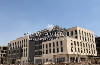 Office Space - Studio - 1 Bathroom for sale in Swan Lake Residence - 5th Settlement Compounds - The 5th Settlement - New Cairo City - Cairo