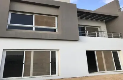 Townhouse - 3 Bedrooms - 3 Bathrooms for sale in Etapa - Sheikh Zayed Compounds - Sheikh Zayed City - Giza