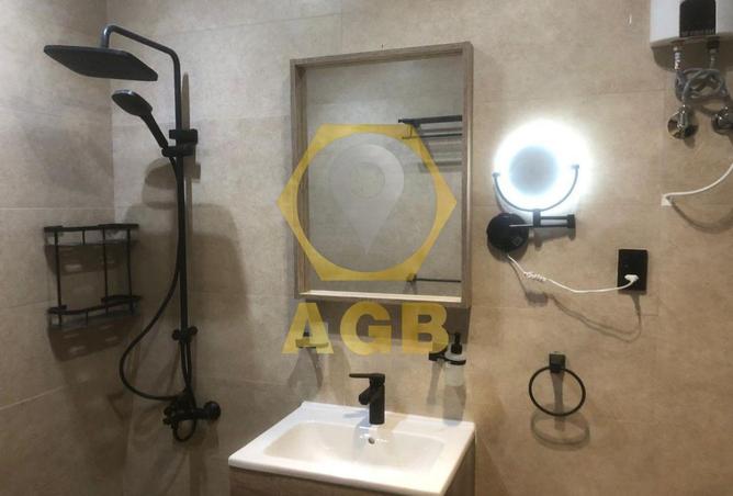 8051651 - Property Image 2