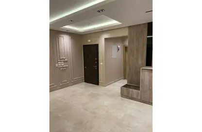شقة - 4 غرف نوم - 3 حمامات للبيع في فيفث سكوير - التجمع الخامس - مدينة القاهرة الجديدة - القاهرة