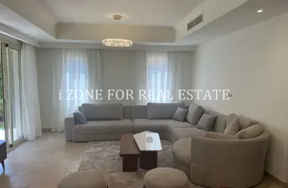 فيلا - 4 غرف نوم - 3 حمامات للايجار في ميفيدا - كمبوندات التجمع الخامس - التجمع الخامس - مدينة القاهرة الجديدة - القاهرة