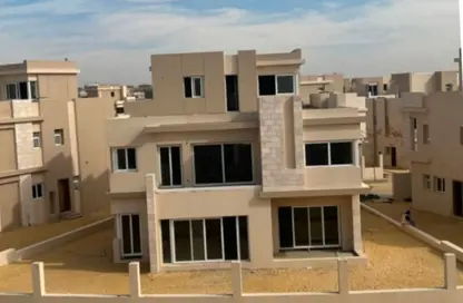 Villa - 5 Bedrooms - 4 Bathrooms for sale in City Gate - 5th Settlement Compounds - The 5th Settlement - New Cairo City - Cairo