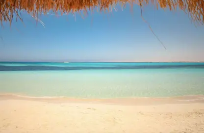 شاليه - 2 غرف نوم - 2 حمامات للبيع في بيت البحر - سيدي حنيش - الساحل الشمالي