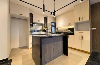 Apartment - 3 Bedrooms - 3 Bathrooms for sale in Eastown - 5th Settlement Compounds - The 5th Settlement - New Cairo City - Cairo